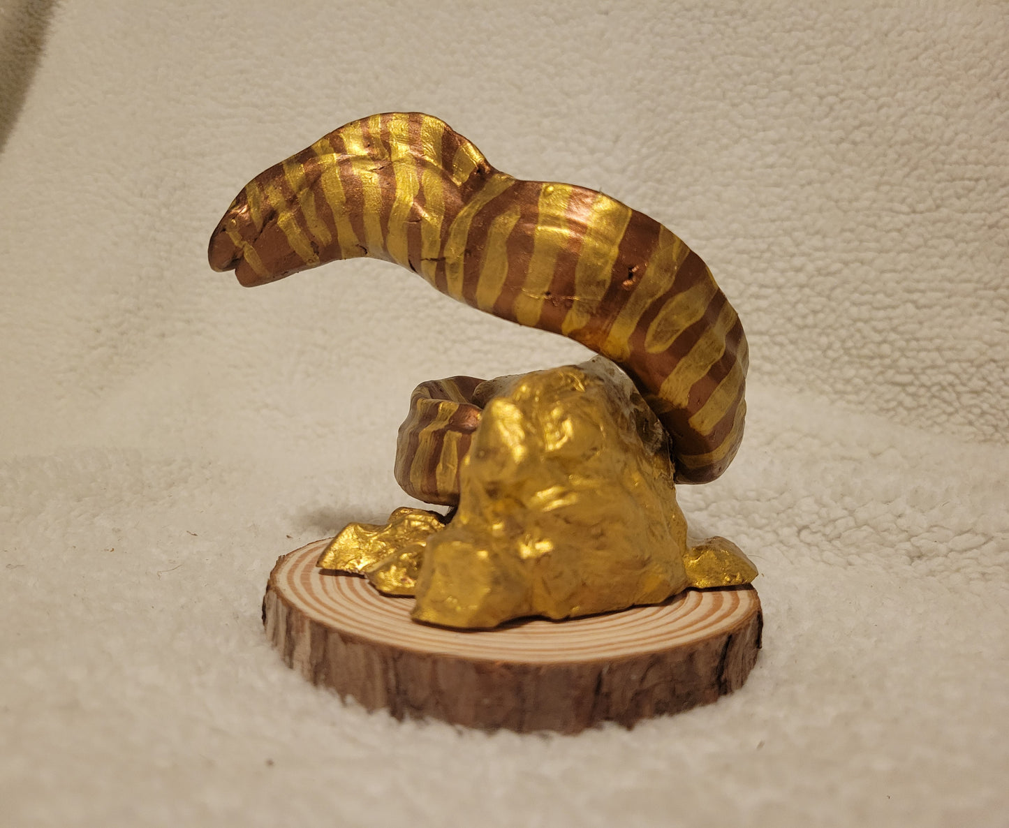 Zebra Moray Eel (Rusting Bronze & Gold)